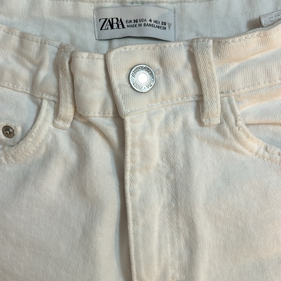 Zara White Jean Shorts size 4 - Picture 3 of 3